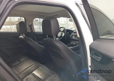 2020 Jaguar F-Pace Prestige P300 Awd Automatic z USA, uszkodzony, nr VIN SADCK2GX8LA637839